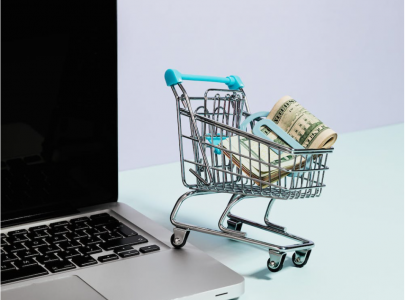 白鯨外貿(mào)網(wǎng)站建設(shè)為您分享：外貿(mào)商城的特點(diǎn)是什么